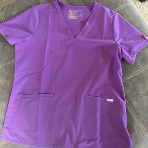 FIGS Ultra Violet Casma - Three-Pocket Scrub Top